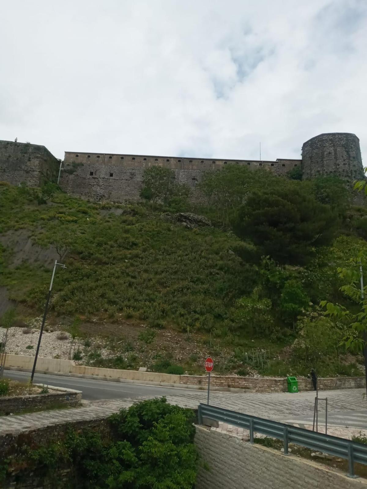 Relax Camping Gjirokastër Exteriér fotografie
