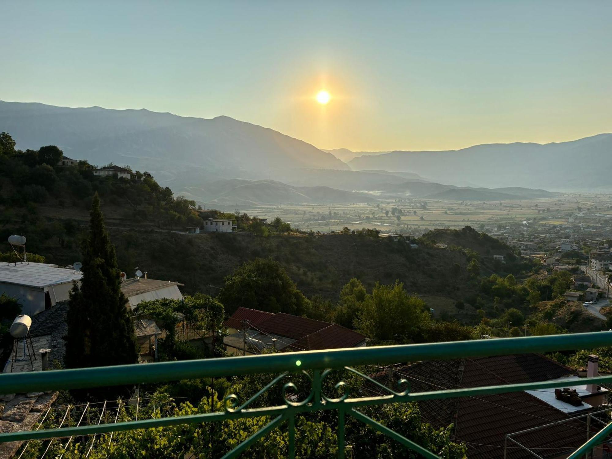 Relax Camping Gjirokastër Exteriér fotografie